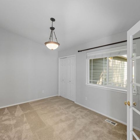 917 N Garry Dr Dr, Liberty Lake, WA 99109