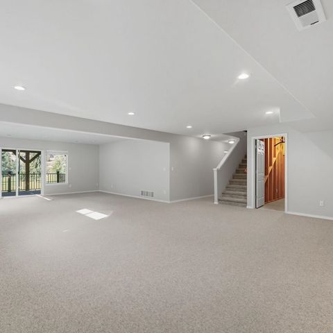 917 N Garry Dr Dr, Liberty Lake, WA 99109