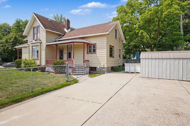 2023 4th Street, Bay City, MI 48708
