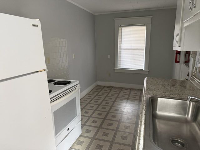 198-200 King Street, Burlington, VT 05401