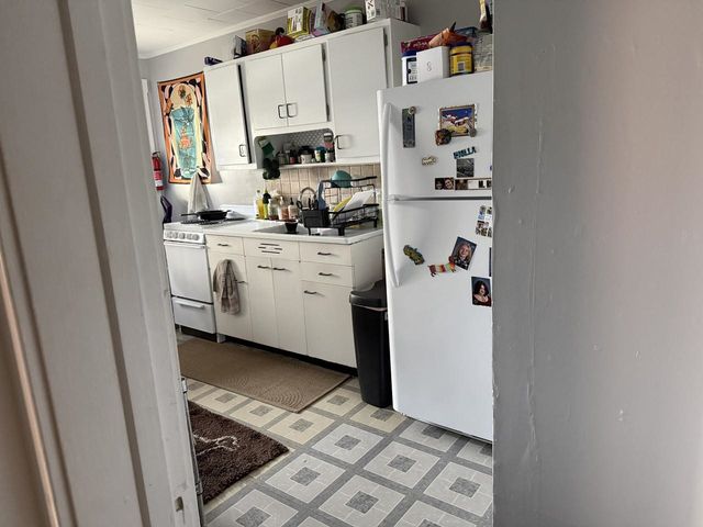 198-200 King Street, Burlington, VT 05401