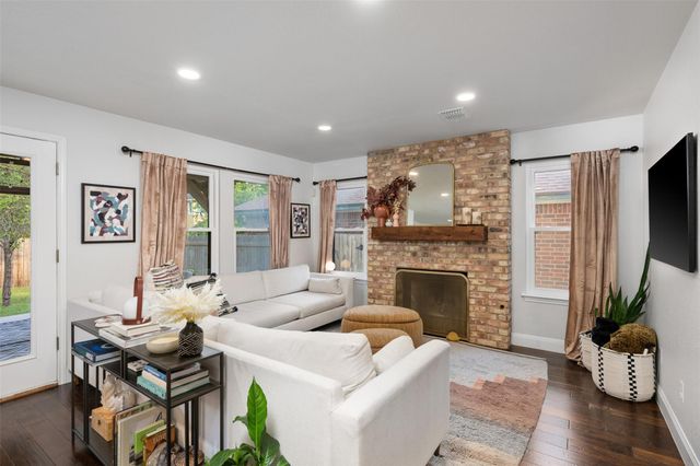 9313 Notches DR, Austin, TX 78748