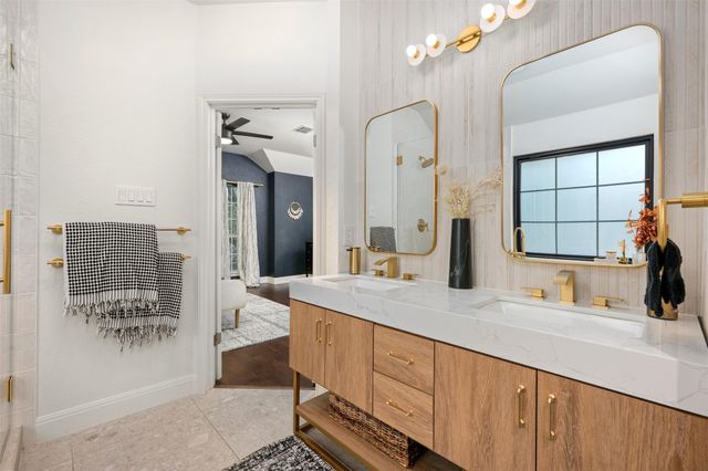 9313 Notches DR, Austin, TX 78748