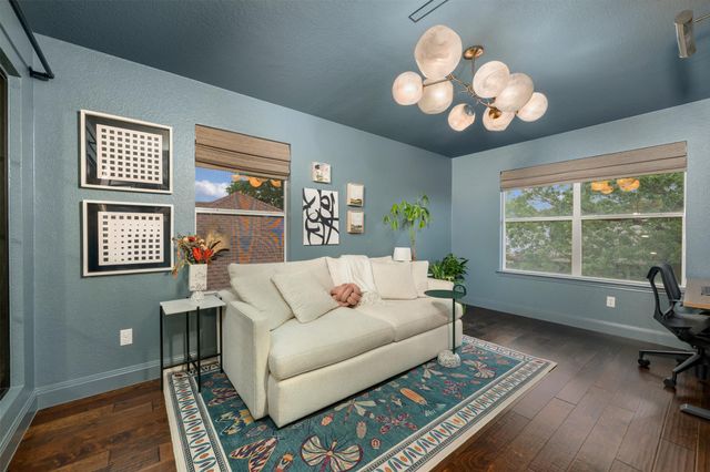 9313 Notches DR, Austin, TX 78748