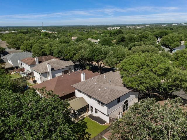 9313 Notches DR, Austin, TX 78748