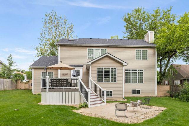 1N003 Richard Avenue, Wheaton, IL 60187