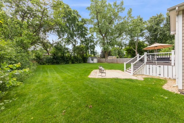 1N003 Richard Avenue, Wheaton, IL 60187