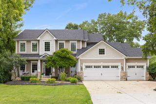 1N003 Richard Avenue, Wheaton, IL 60187