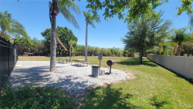 6235 BAYSIDE KEY DRIVE, Tampa, FL 33615