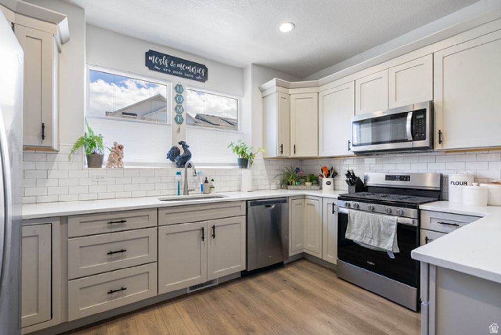 Image 13 of property listing at 4190 W HARDMAN WAY, Lehi, UT 84048