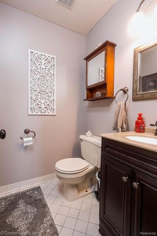 7978 Frith Road, Columbus, MI 48063