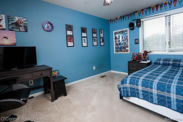 7978 Frith Road, Columbus, MI 48063
