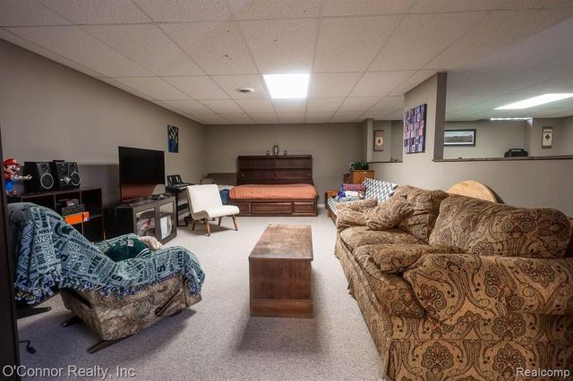 7978 Frith Road, Columbus, MI 48063