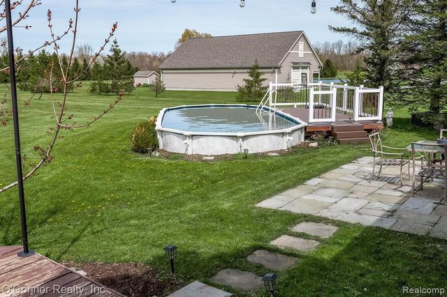 7978 Frith Road, Columbus, MI 48063