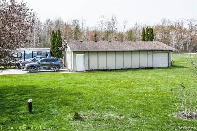 7978 Frith Road, Columbus, MI 48063