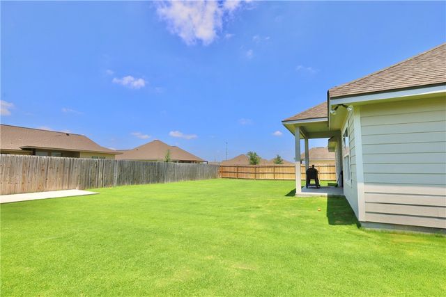 172 Pleasant Path, Somerville, TX 77879