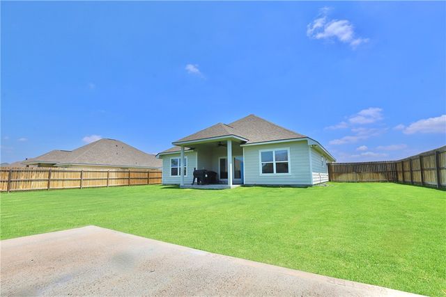 172 Pleasant Path, Somerville, TX 77879
