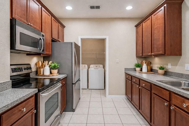 3001 LAUREL PARK LANE 207, Kissimmee, FL 34741