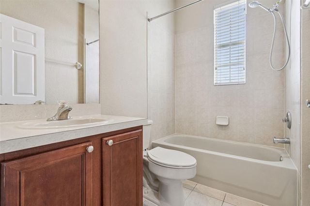 3001 LAUREL PARK LANE 207, Kissimmee, FL 34741