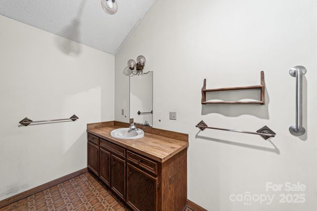 2415 Hargette Road, Monroe, NC 28112