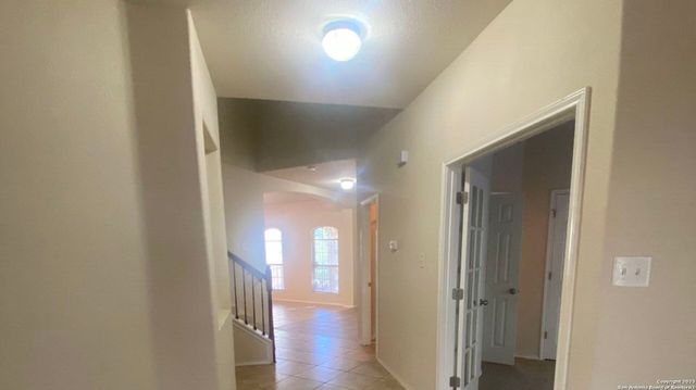 823 Point Cove, San Antonio, TX 78253