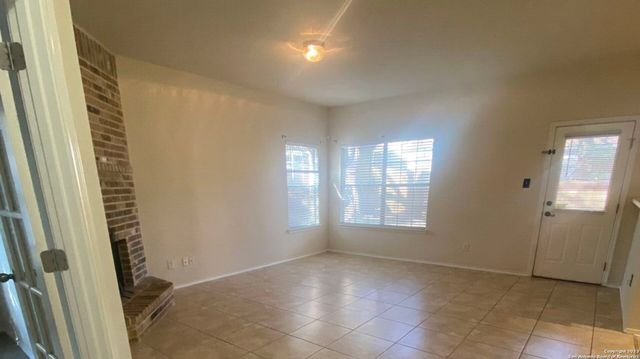 823 Point Cove, San Antonio, TX 78253