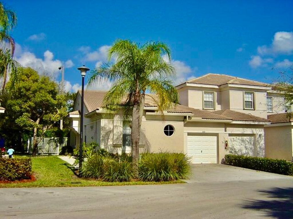 3133 ENCLAVE Way, Lauderhill, FL 33319