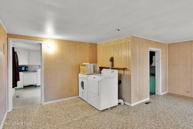 10264 N GOVERNMENT WAY, Hayden, ID 83835