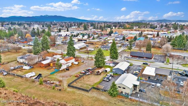 10264 N GOVERNMENT WAY, Hayden, ID 83835