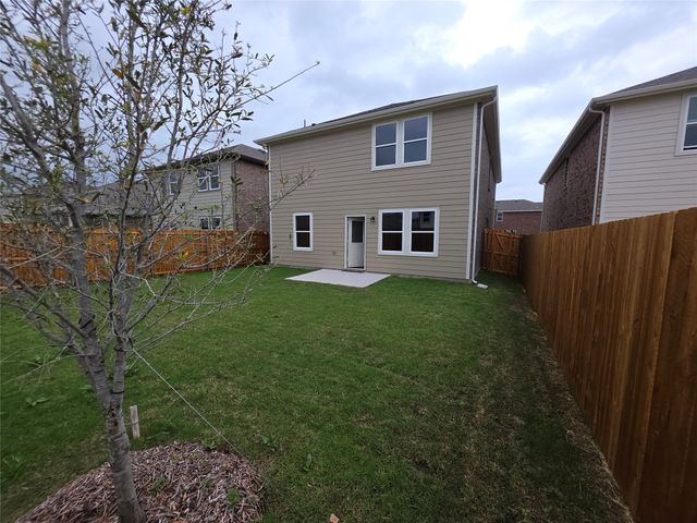 2304 Winthrop Avenue, Princeton, TX 75407