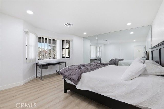 2901 E Via Escuela, Palm Springs, CA 92262