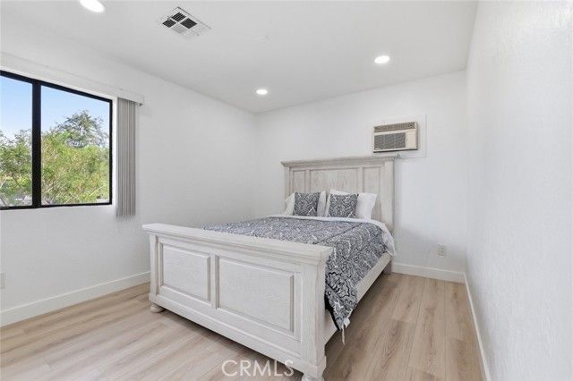 2901 E Via Escuela, Palm Springs, CA 92262