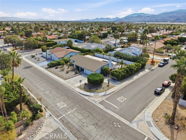 2901 E Via Escuela, Palm Springs, CA 92262