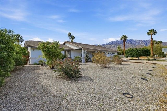 2901 E Via Escuela, Palm Springs, CA 92262
