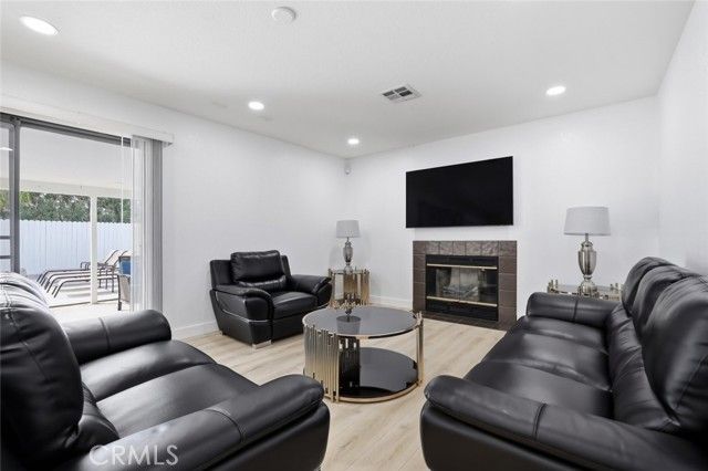 2901 E Via Escuela, Palm Springs, CA 92262