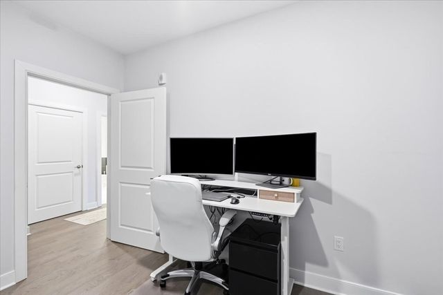 2 Cliveden St. 403E, Quincy, MA 02169