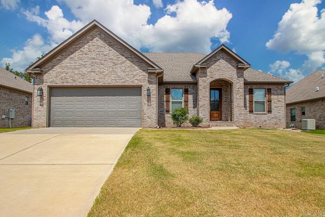 9608 Meadow Creek Drive, Sherwood, AR 72120