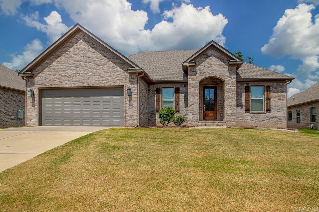 9608 Meadow Creek Drive, Sherwood, AR 72120