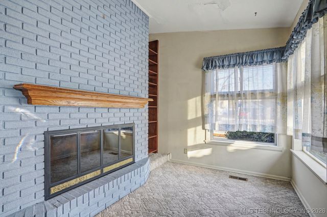 5606 S Trenton Avenue, Tulsa, OK 74105