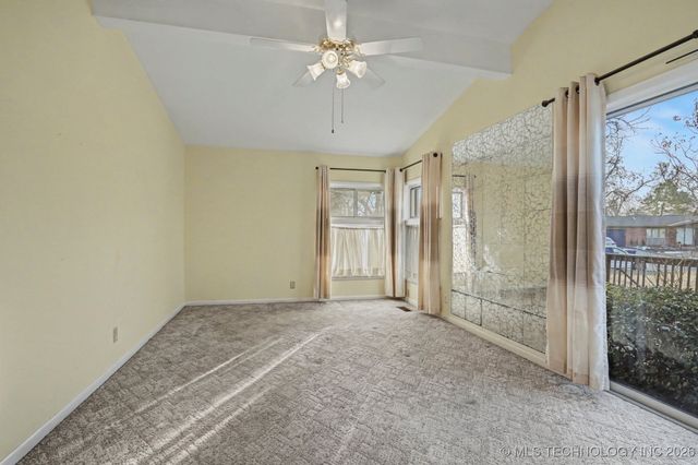 5606 S Trenton Avenue, Tulsa, OK 74105