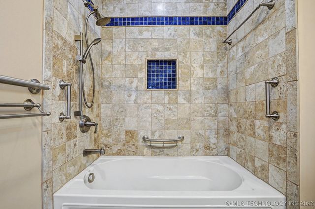 5606 S Trenton Avenue, Tulsa, OK 74105