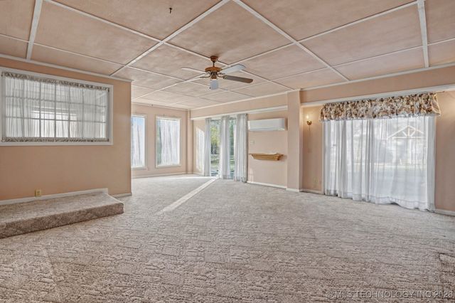 5606 S Trenton Avenue, Tulsa, OK 74105