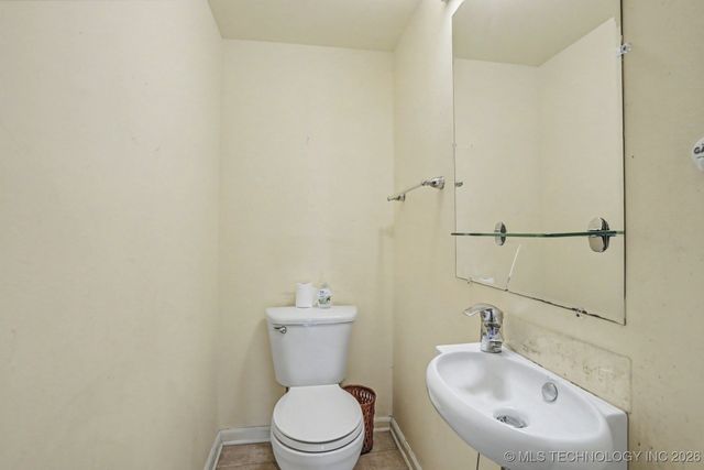 5606 S Trenton Avenue, Tulsa, OK 74105