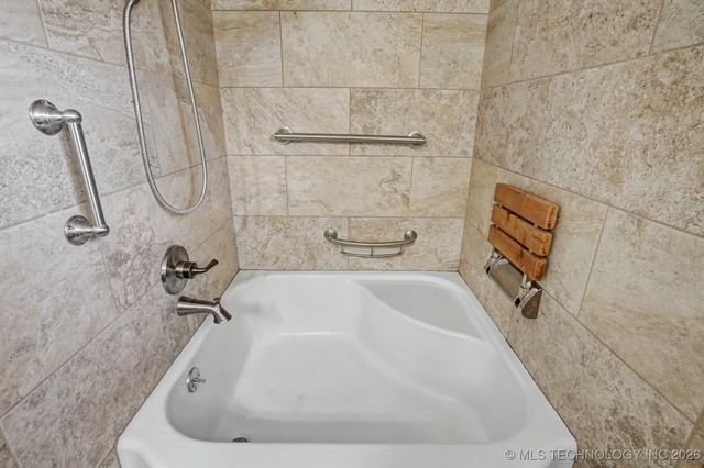 5606 S Trenton Avenue, Tulsa, OK 74105