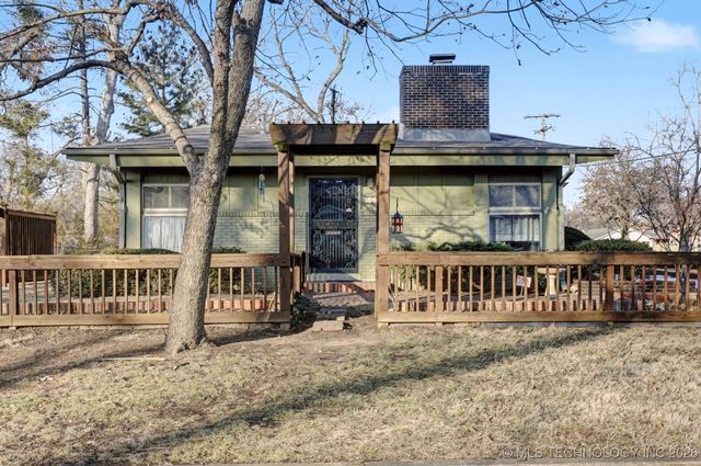 5606 S Trenton Avenue, Tulsa, OK 74105