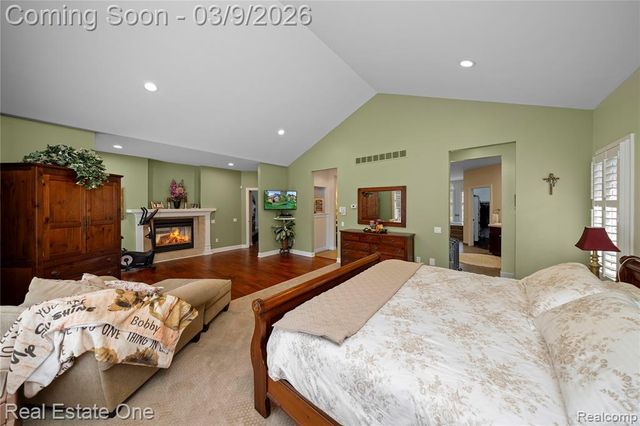 1937 Carsons Cove, Commerce Twp, MI 48390