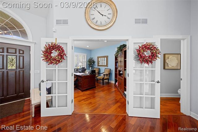 1937 Carsons Cove, Commerce Twp, MI 48390