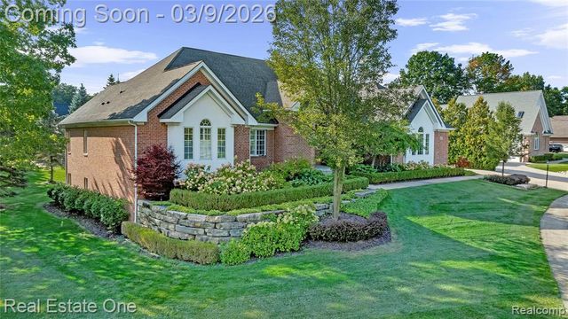 1937 Carsons Cove, Commerce Twp, MI 48390
