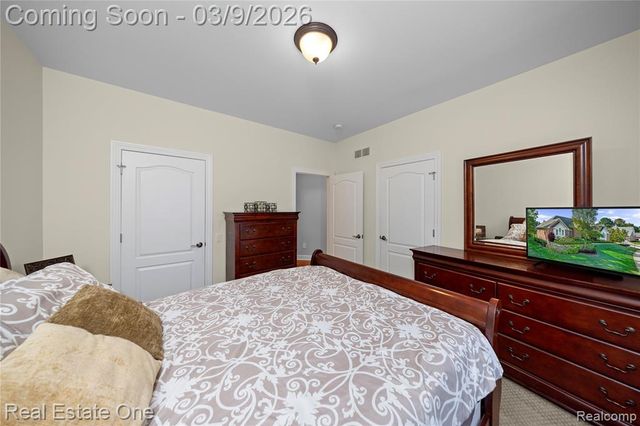 1937 Carsons Cove, Commerce Twp, MI 48390