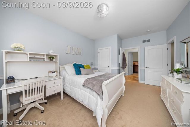 1937 Carsons Cove, Commerce Twp, MI 48390